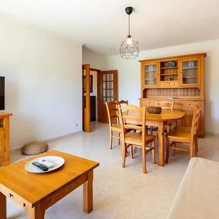 Nova Sunny 2br With Pool By Lovelystay *