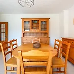 公寓 Nova Sunny 2br With Pool By Lovelystay